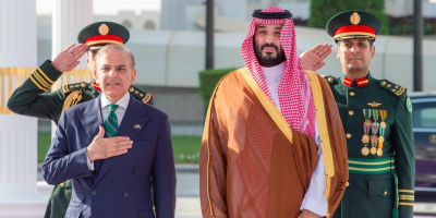 Saudi Arabia deposits $3bn in Pakistan’s central bank, extends $5bn facility