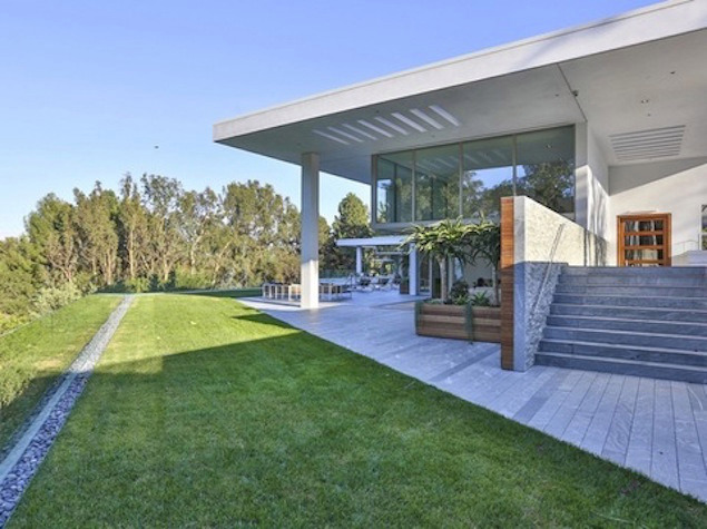 Bey's new home 4