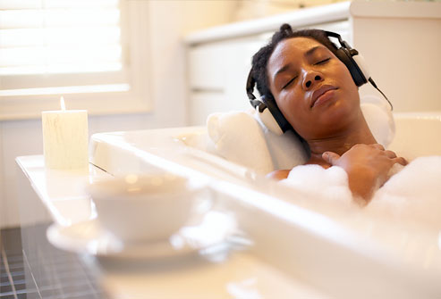 woman-relaxing-in-bubble-bath