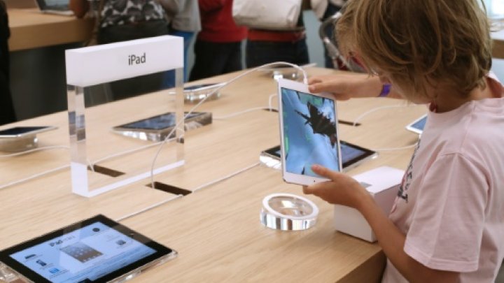 children and tech