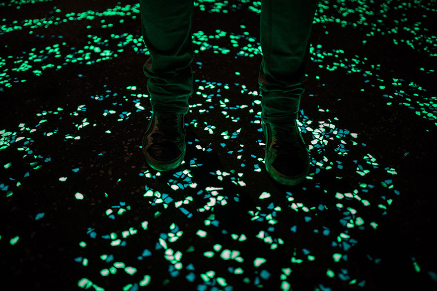 Glowing bike path 1