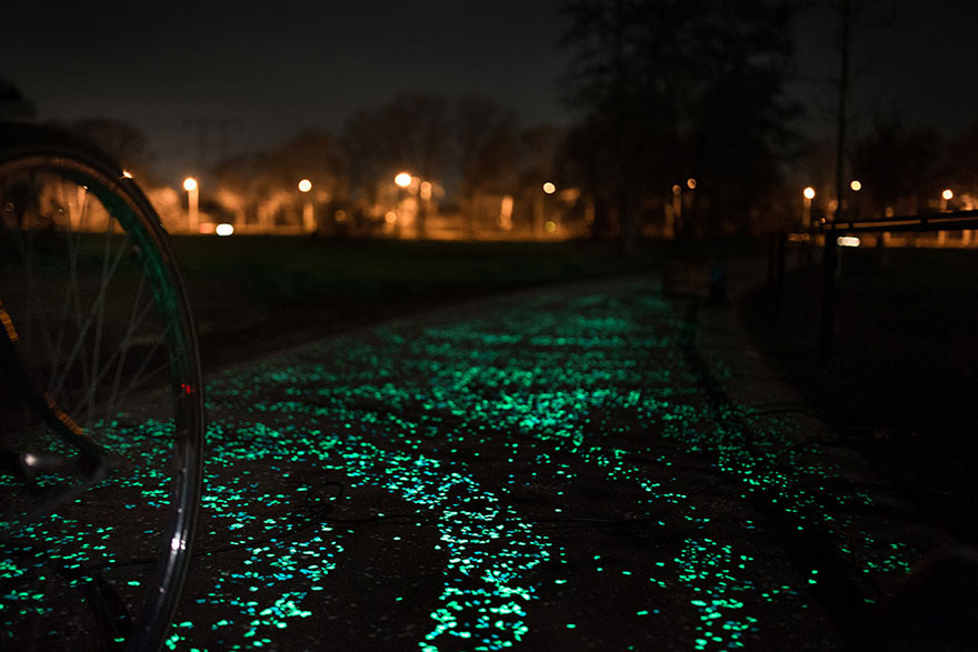 Glowing bike path 3