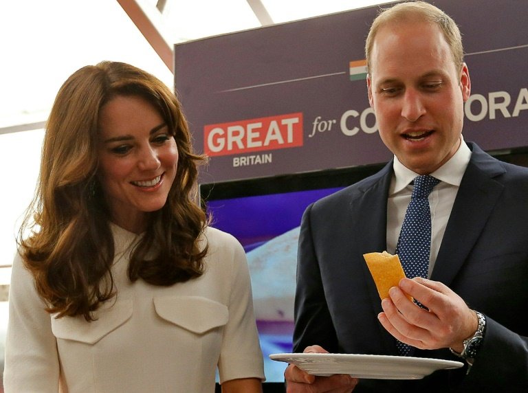 afp-prince-william-makes-dosa-royal-couple-meet-top-indian-fan-cooking