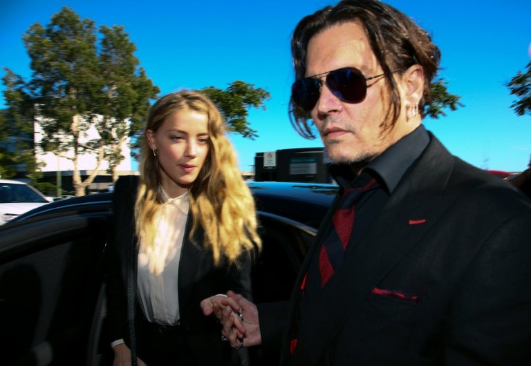 afp-johnny-depps-wife-files-for-divorce
