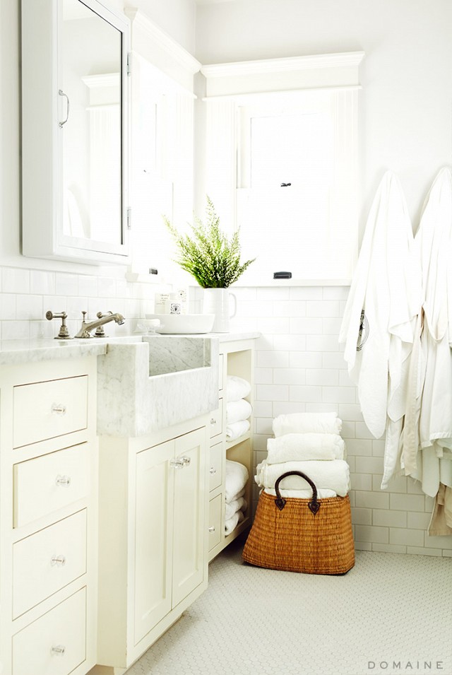bathroom organisation 2