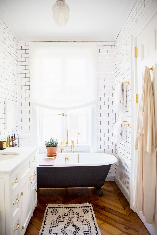 bathroom organisation
