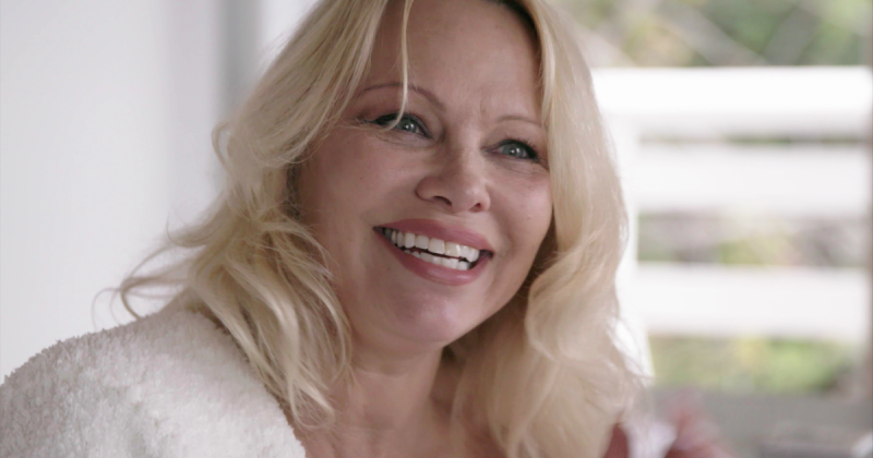 “Baywatch” Star Pamela Anderson Speaks On Her Decision To Quit Makeup