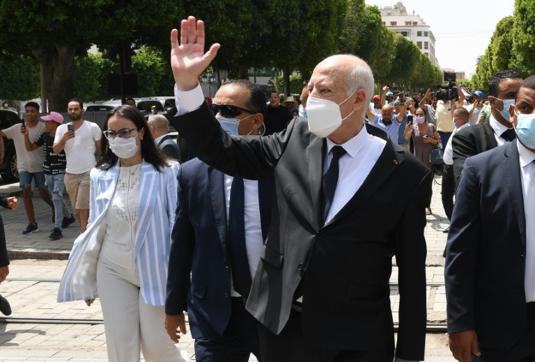 Tunisia’s president says necessary to amend constitution