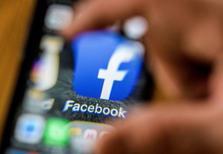 Russia fines Facebook and Twitter over banned content