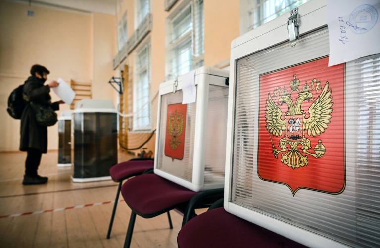 Russia opposition claims mass fraud after Putin party sweeps vote