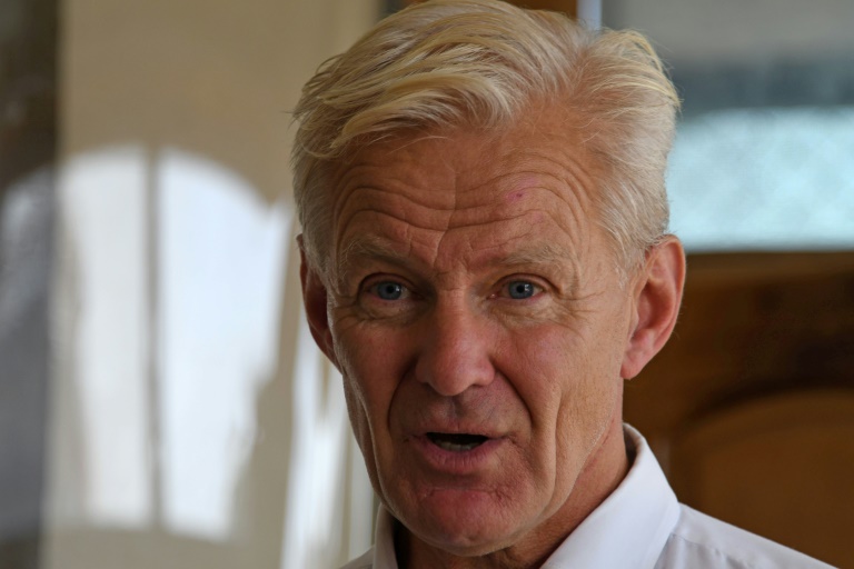 Top NGO leader presses Taliban on letting women work