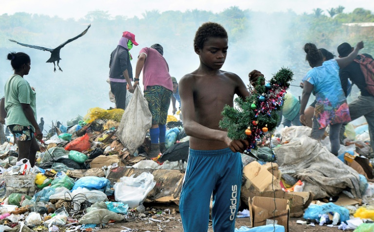 Christmas tree turns symbol of hope at Brazil dump
