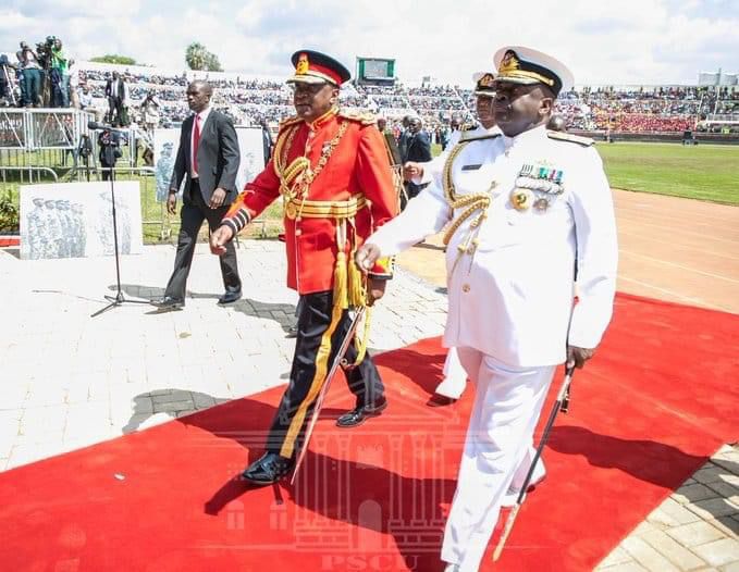 Uhuru leads Jamhuri Day celebrations in full military regalia