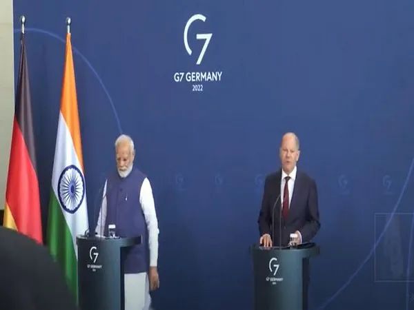 PM Modi, Chancellor Scholz interact with top business executives