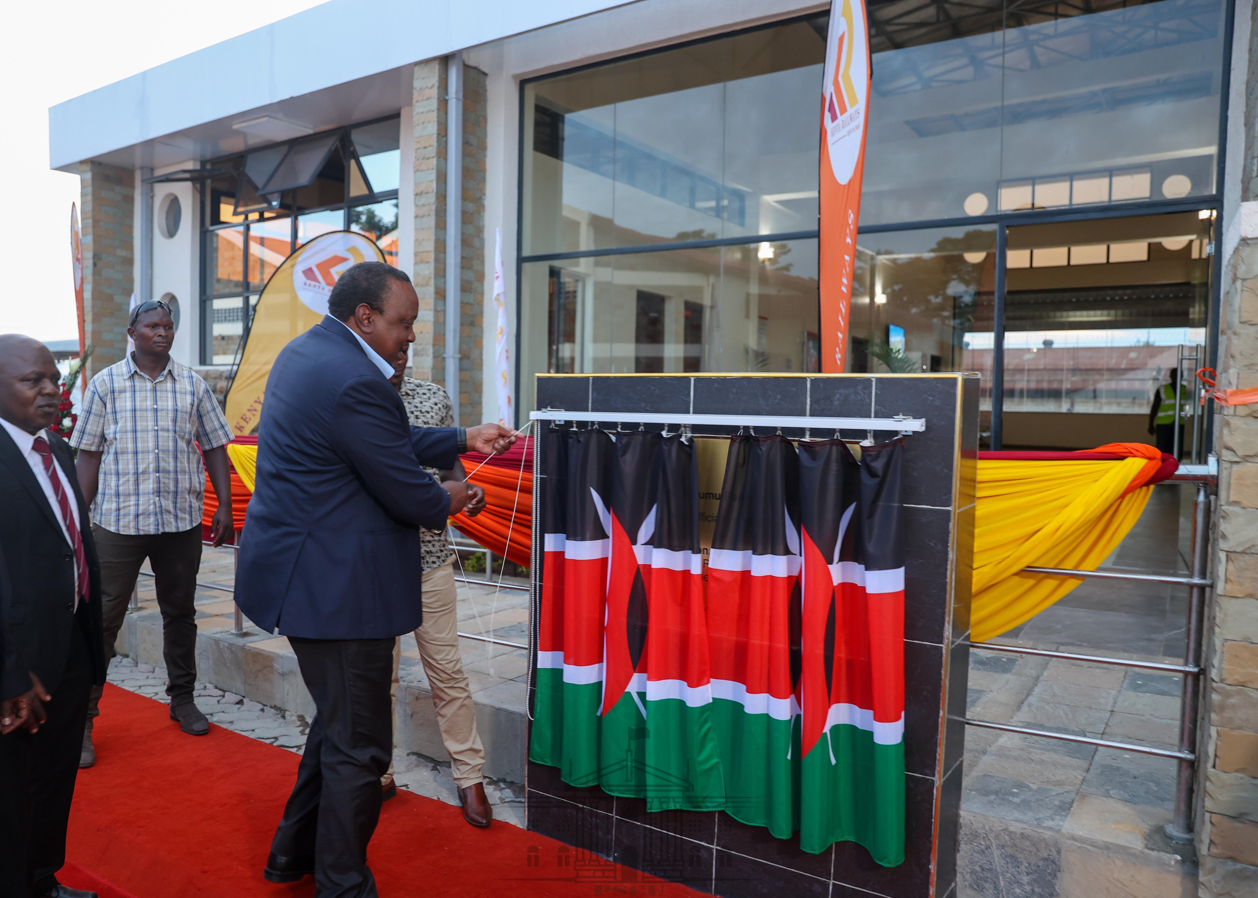 President Kenyatta Commissions Kisumu Railway Station