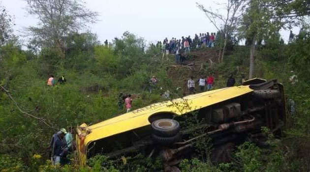 3 dead, 1 critical as Memon Academy bus skids off a cliff in Taita