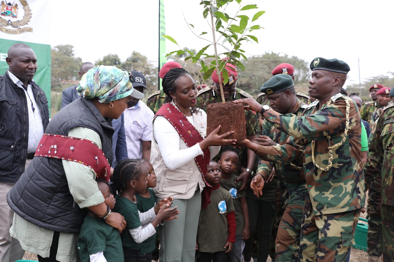CS Tuya launches Africa climate summit website