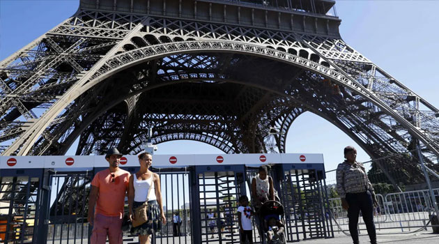 Security alert prompts Eiffel Tower evacuation