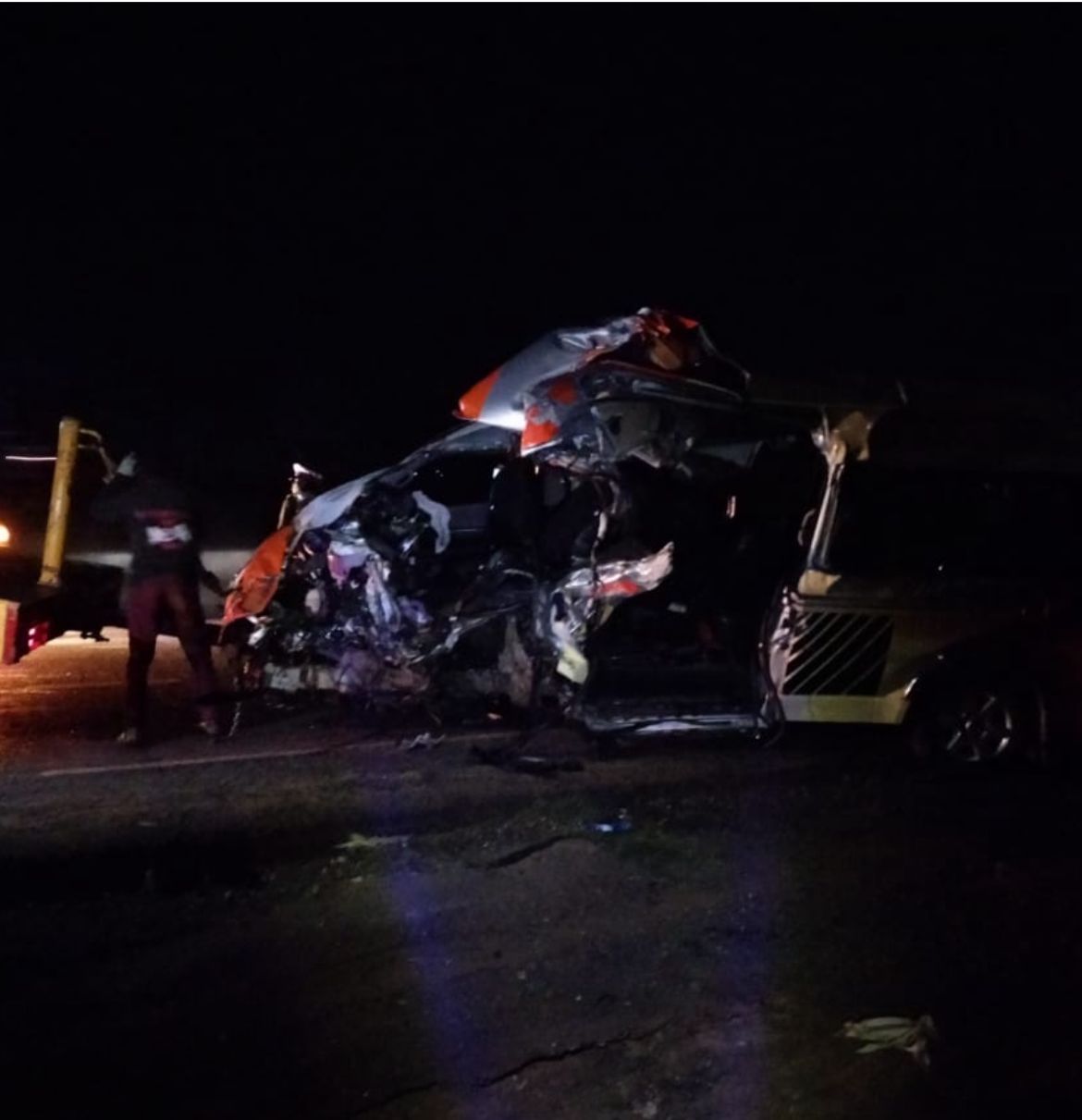 5 people killed in Londiani road accident after matatu rams into trailer