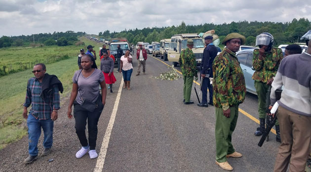 PSV drivers protest stalled works on Narok-Nakuru highway