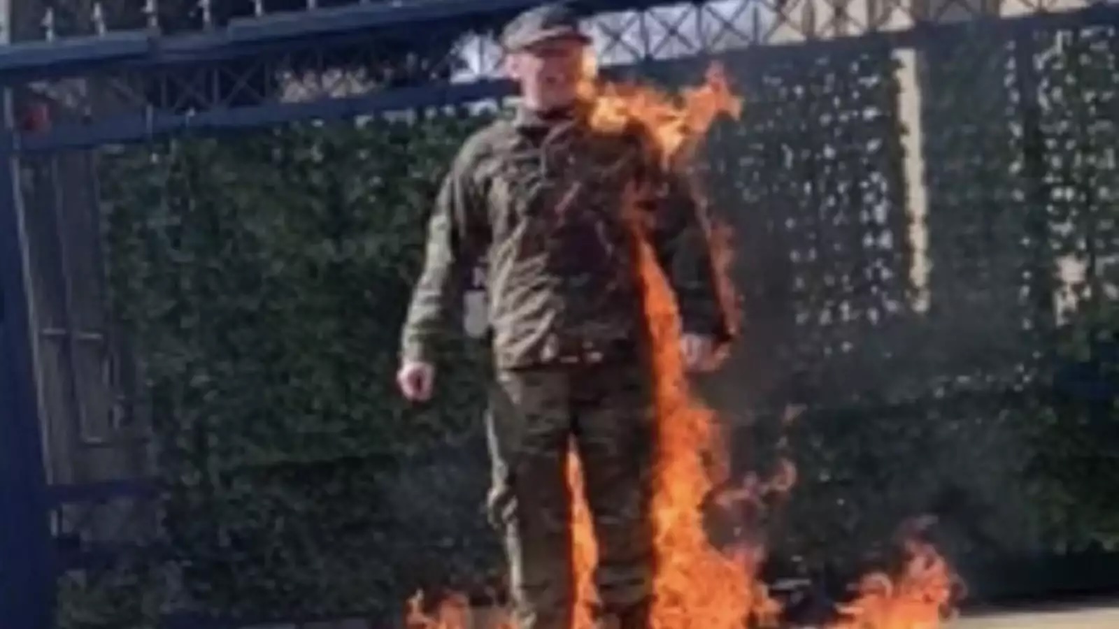 US Airman Dies After Setting Himself on Fire Outside Israeli Embassy