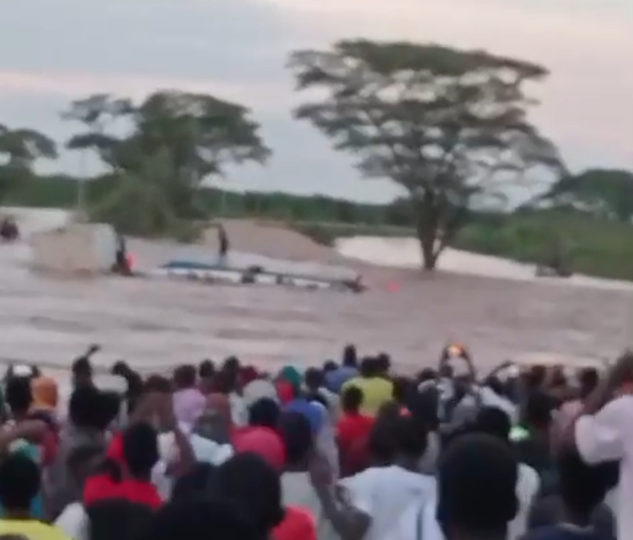 Over 20 feared dead as boat capsizes in Garissa