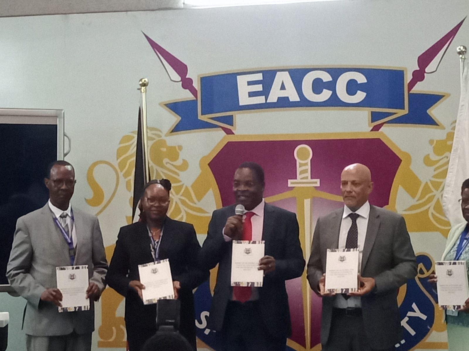 EACC recommends changes to Anti-Corruption Act to bar those charged with corruption from office