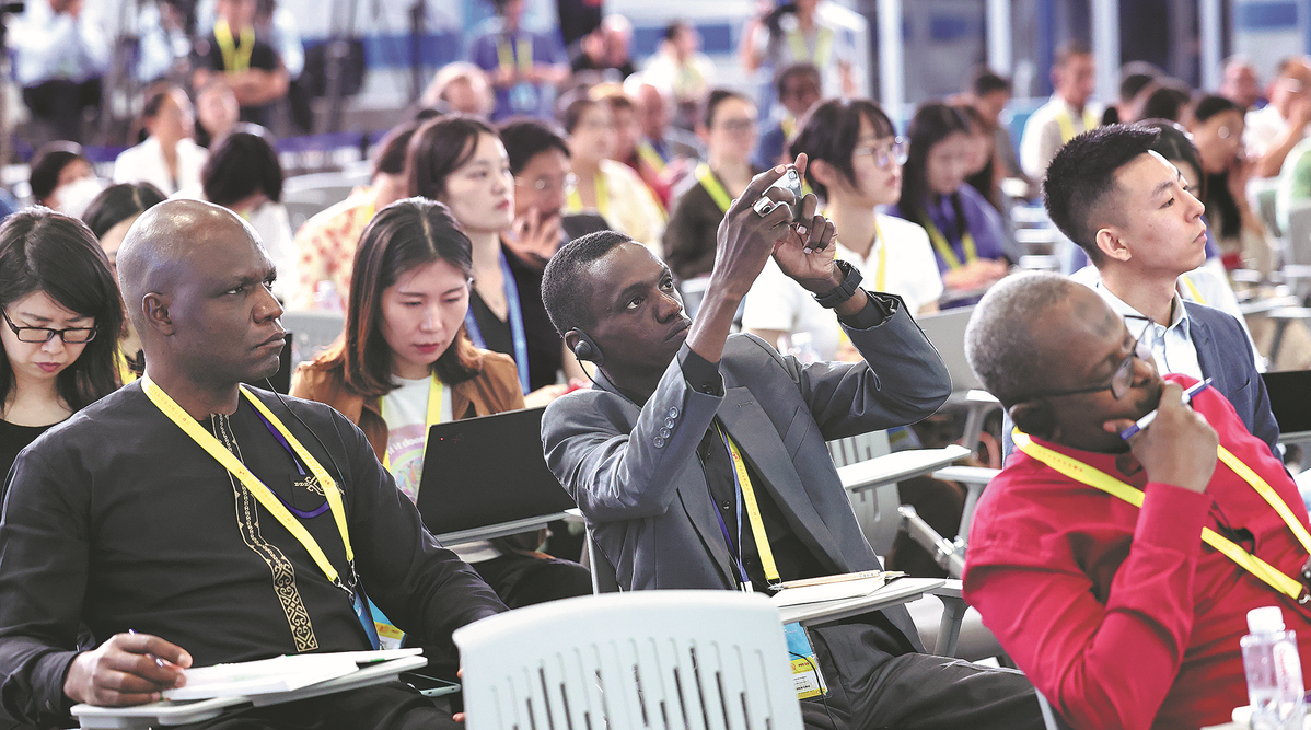 China makes pledge to upgrade partnerships: China Daily