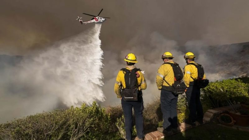 Wildfires Leave 16 Dead as Firefighters Battle to Protect Los Angeles