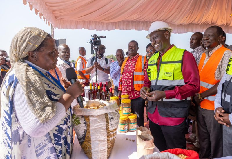 Ruto roots for Raila’s AU Comission post bid in Busia trip