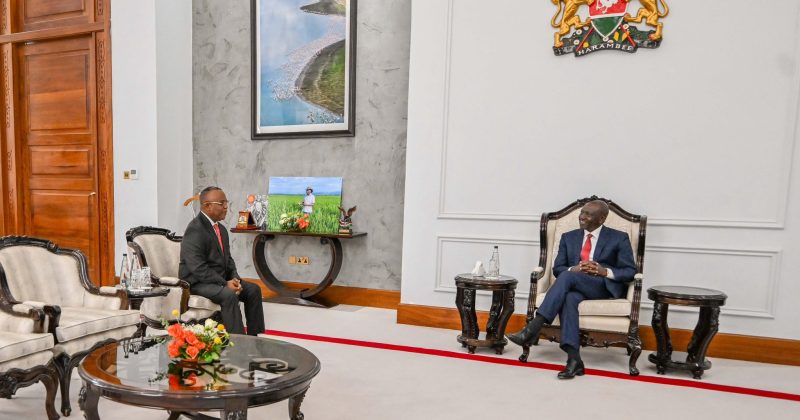 President Ruto bids farewell to outgoing Angola’s envoy to Kenya Abilio