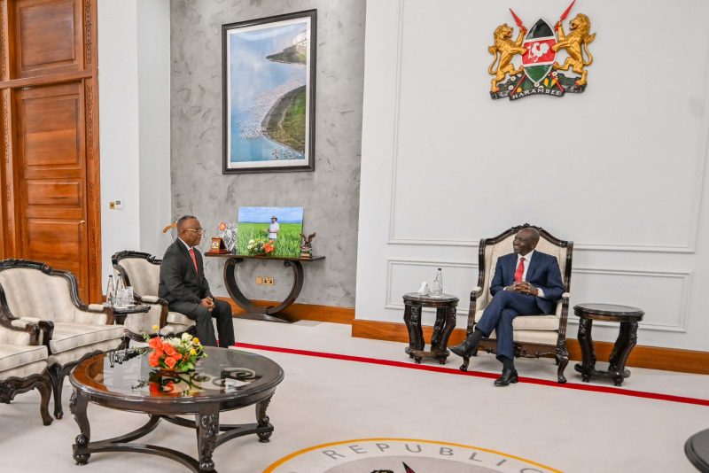 President Ruto bids farewell to outgoing Angola’s envoy to Kenya Abilio