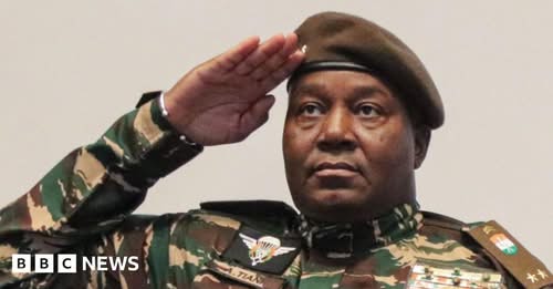 Niger coup leader sworn in as president for five years