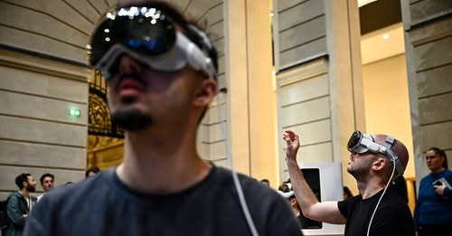 EU hits Apple and Meta with €700m of fines