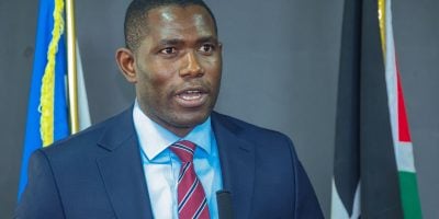 Oluga Challenges JOOTRH Staff to Improve Patient Care Amid Public Complaints