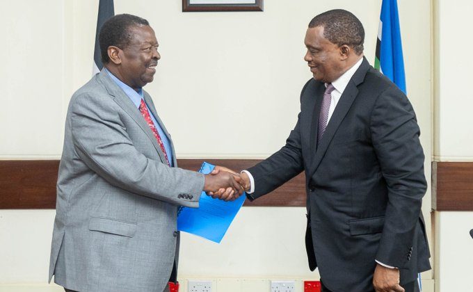 Muturi hands over Public service docket to Mudavadi