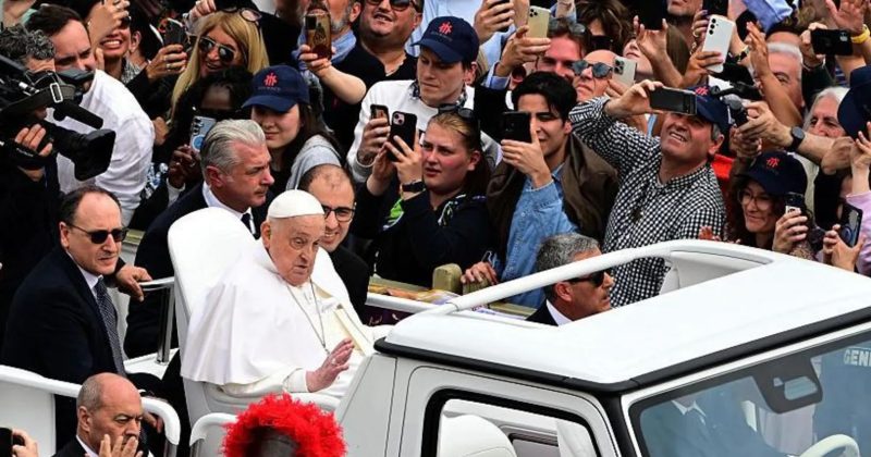 Final days of Pope who joined Vatican crowds at Easter despite doctors’ advice