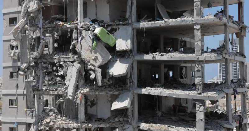 At least 10 killed in Israel and 128 in Iran after strikes