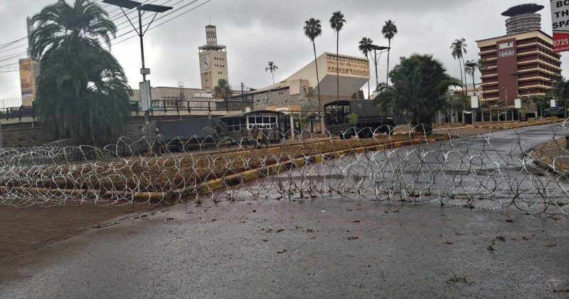 Court bars IG Kanja from putting up roadblocks in Nairobi CBD during protests