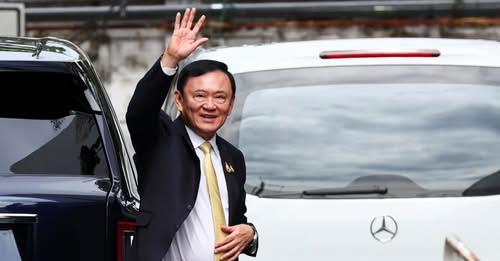 Former Thai PM Thaksin acquitted in royal insult case