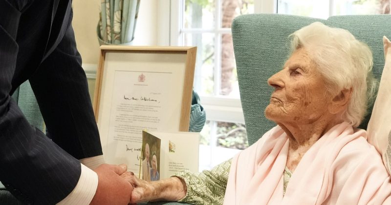 World’s oldest person, 116, meets King Charles