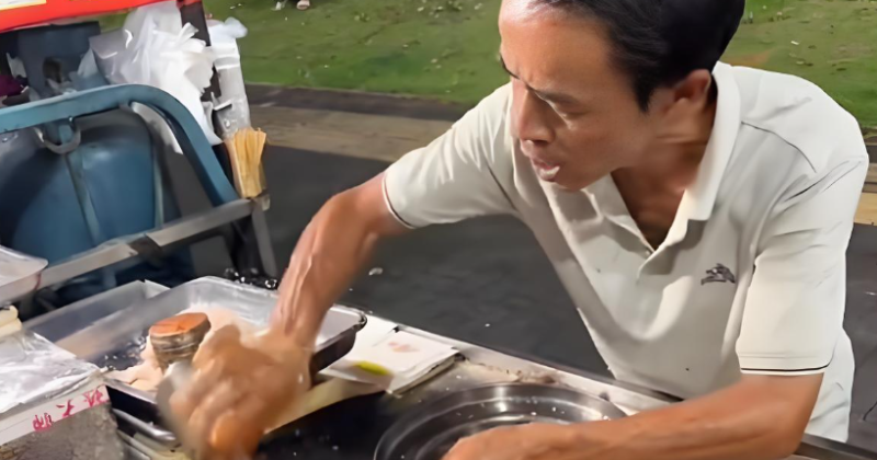 ‘Chicken steak brother’ turns small city into instant hit