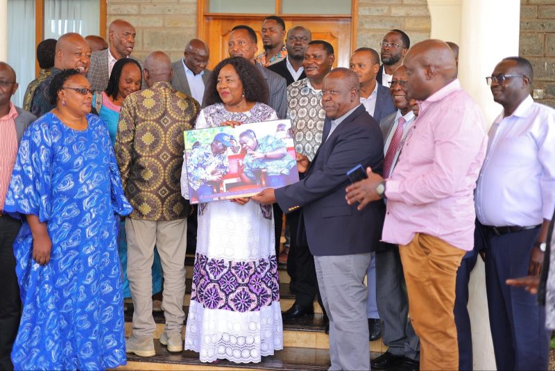 Matiangi leads Gusii delegation to pay condolence visit to Ida Odinga