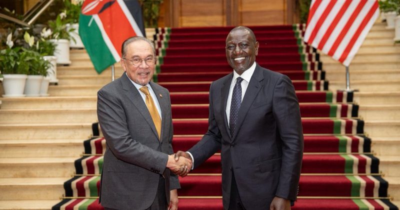 Kenya honours Malaysian PM Ibrahim with 19-gun salute
