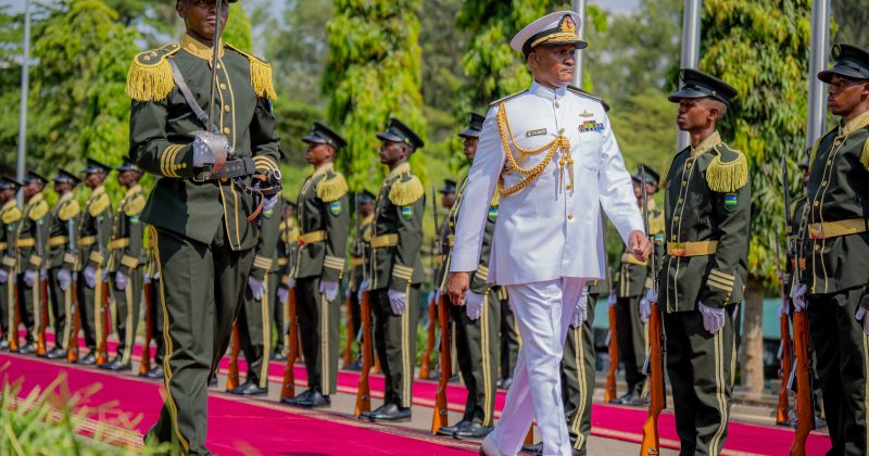 Gen Kahariri in Rwanda for 4-day visit to strengthen defence cooperation