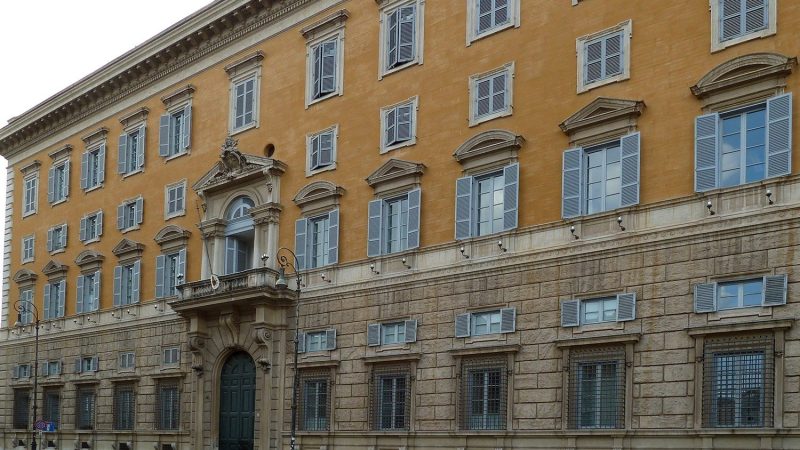 Vatican clarifies role of Virgin Mary in redemption, reaffirms Christ as sole mediator