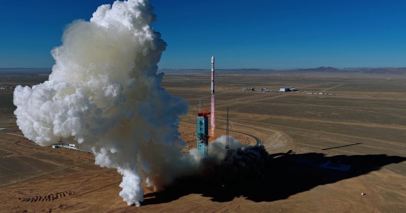 Chinese company tests reusable rocket