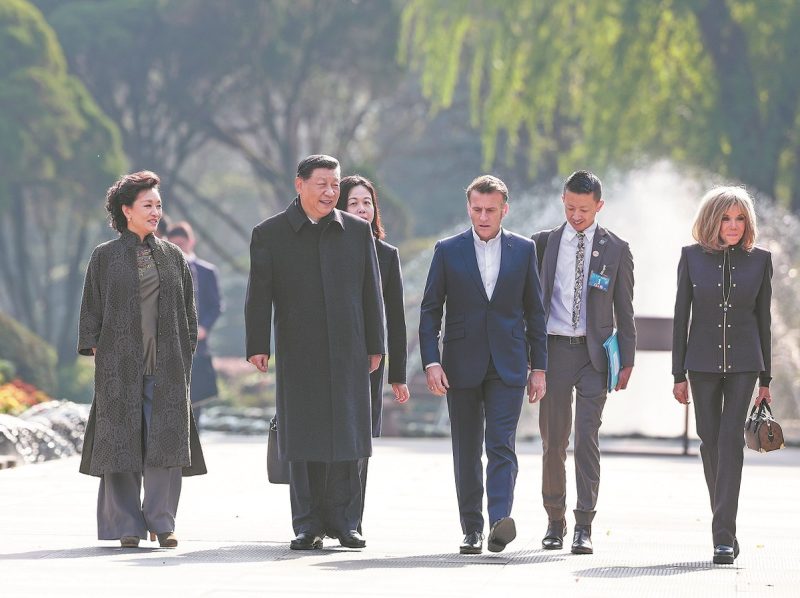 Xi, Macron enjoy friendly exchanges
