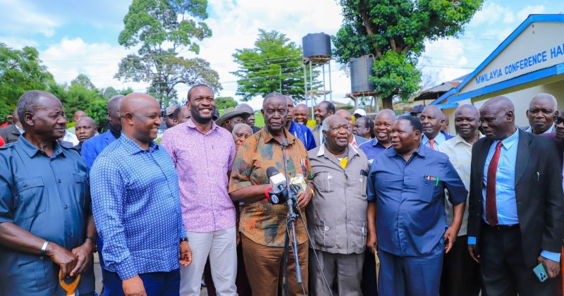 Sifuna, Otsotsi meet Luhya Elders Over Sugar Mills, Gold Mining and Proposed Nuclear Plant