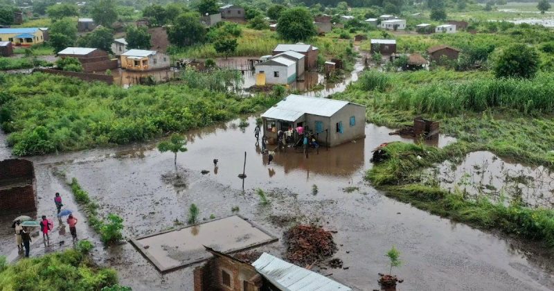 9 killed after floodwater sweeps away vehicle in southern Zimbabwe